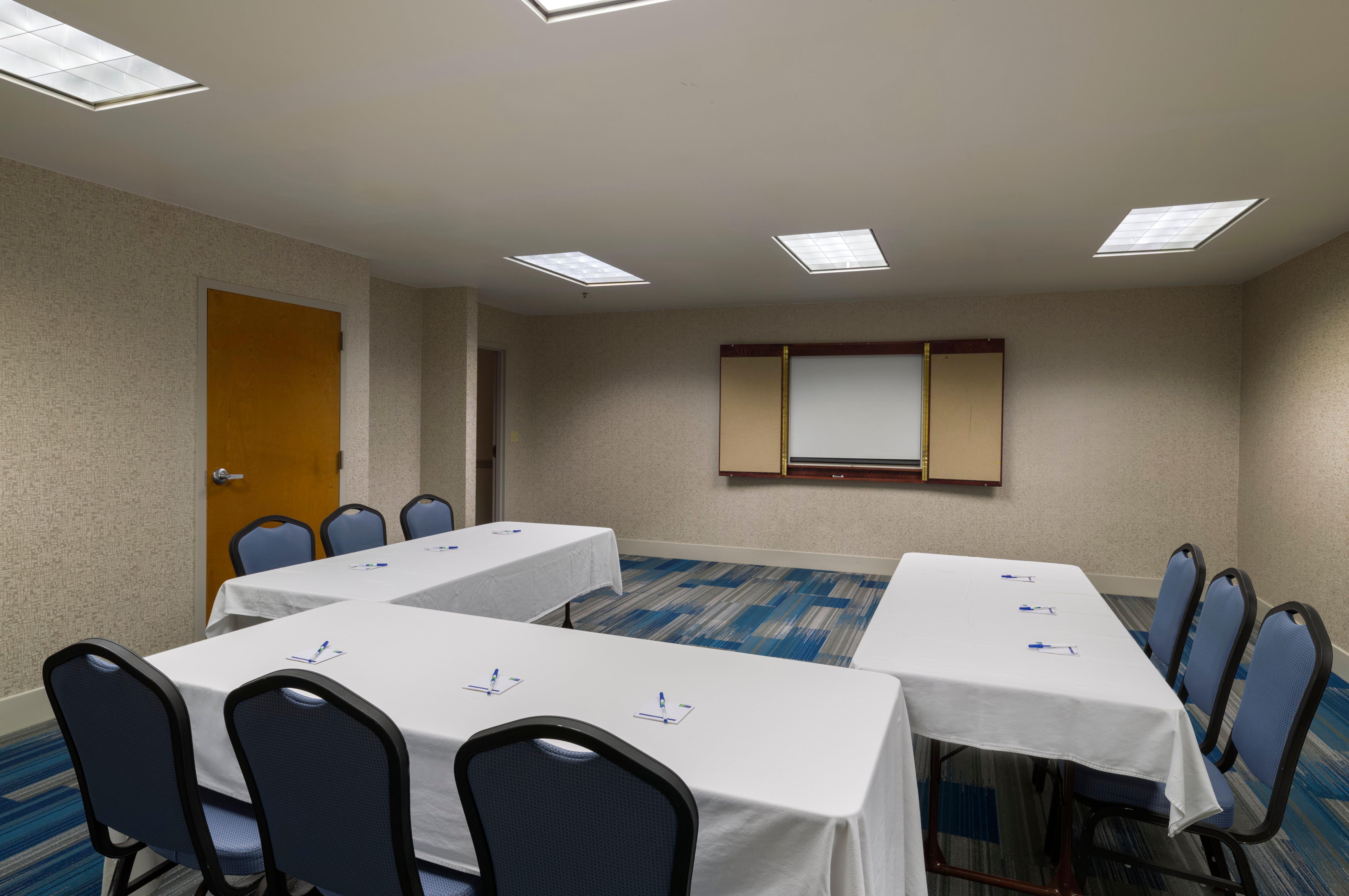Holiday Inn Express Hershey-Harrisburg Area By Ihg Exterior photo
