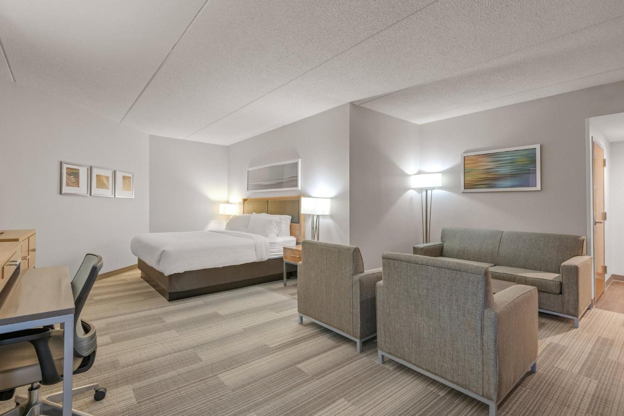 Holiday Inn Express Hershey-Harrisburg Area By Ihg Exterior photo